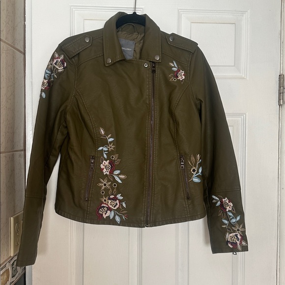 Kate & Mallory Polyurethane Women’s Jacket - Picture 8 of 8